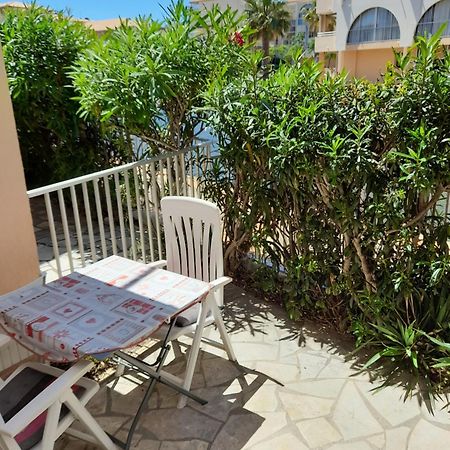 T2 Neuf Climatise A Sete 200M Plage, Parking Luaran gambar